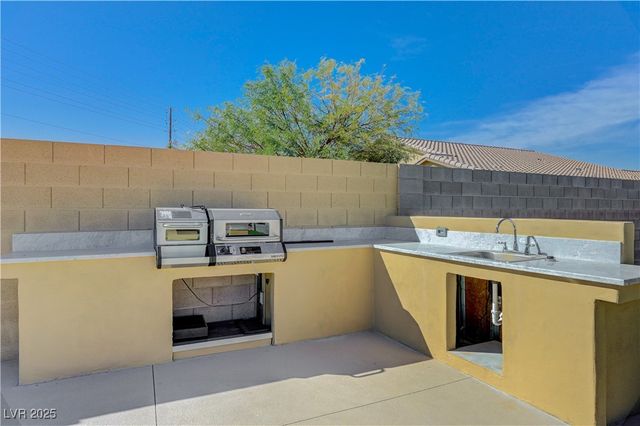 3728 River Heights Lane, Logandale, NV 89021