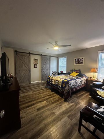 410 Glen Becker Court, Wisconsin Dells, WI 53965