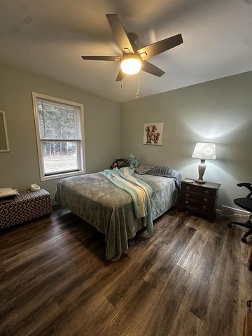 410 Glen Becker Court, Wisconsin Dells, WI 53965