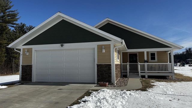 410 Glen Becker Court, Wisconsin Dells, WI 53965