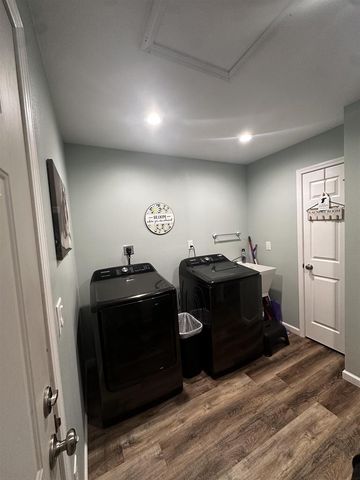 410 Glen Becker Court, Wisconsin Dells, WI 53965