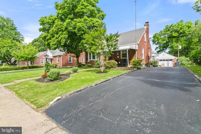 117 W WAYNE AVE, Aldan, PA 19018