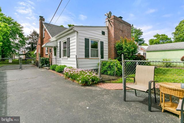 117 W WAYNE AVE, Aldan, PA 19018