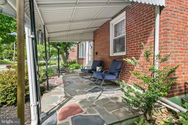 117 W WAYNE AVE, Aldan, PA 19018