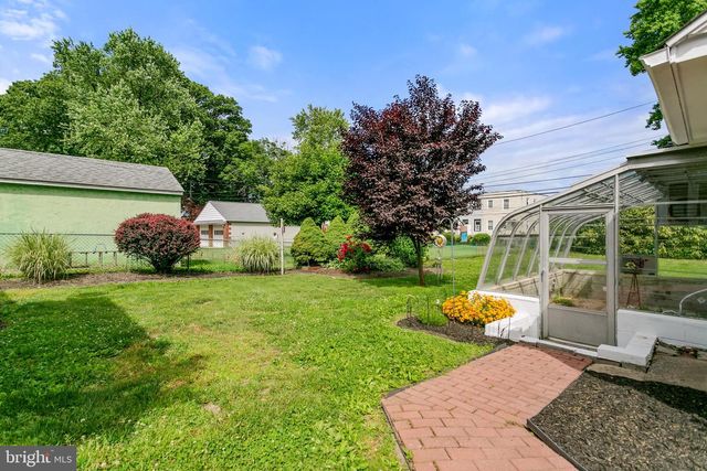 117 W WAYNE AVE, Aldan, PA 19018