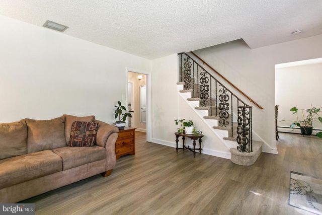 117 W WAYNE AVE, Aldan, PA 19018