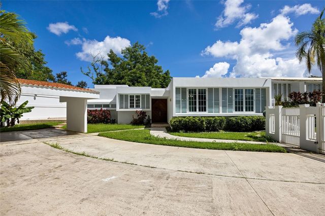 1 Street PASEO MAYOR E-19, San Juan, PR 00926