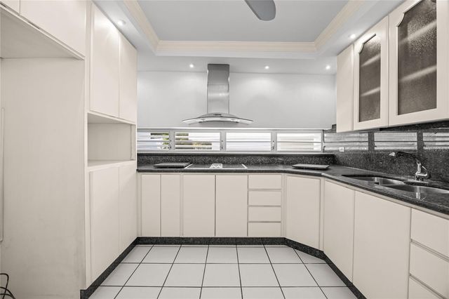 1 Street PASEO MAYOR E-19, San Juan, PR 00926