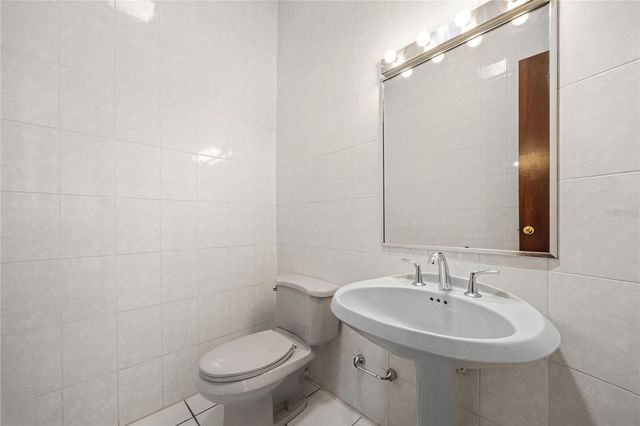 1 Street PASEO MAYOR E-19, San Juan, PR 00926