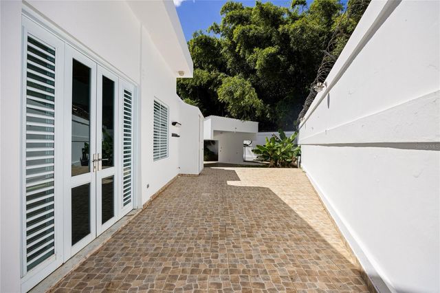 1 Street PASEO MAYOR E-19, San Juan, PR 00926