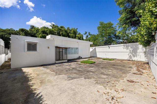 1 Street PASEO MAYOR E-19, San Juan, PR 00926