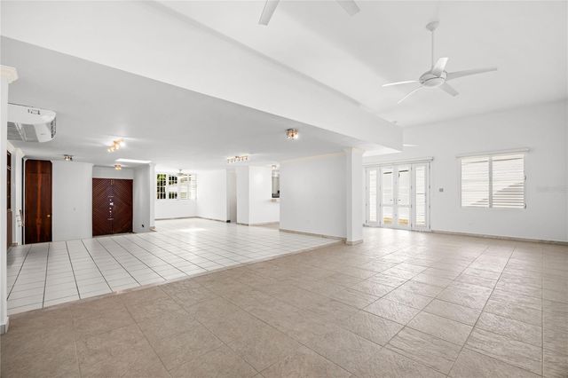 1 Street PASEO MAYOR E-19, San Juan, PR 00926