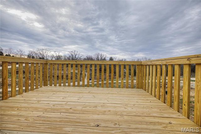 614 T Box Drive, St Clair, MO 63077