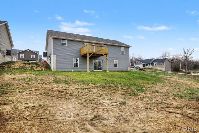 614 T Box Drive, St Clair, MO 63077