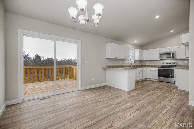 614 T Box Drive, St Clair, MO 63077