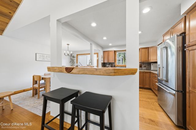 11982 N Emerald Dr, Hayden, ID 83835