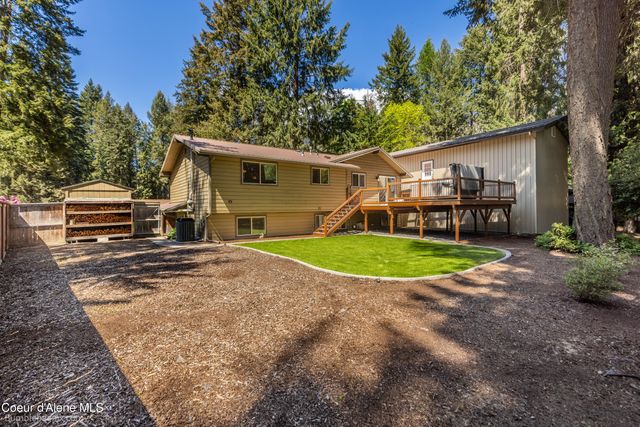 11982 N Emerald Dr, Hayden, ID 83835