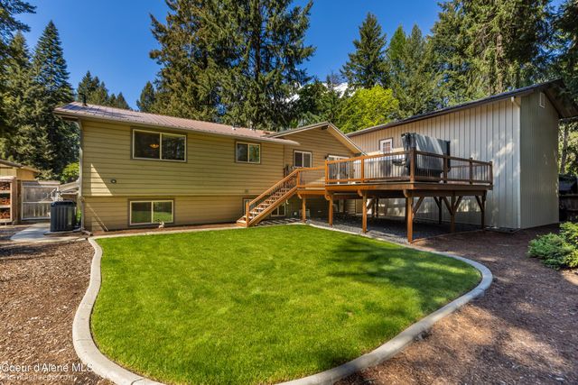 11982 N Emerald Dr, Hayden, ID 83835