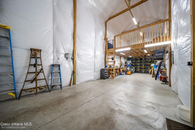 11982 N Emerald Dr, Hayden, ID 83835