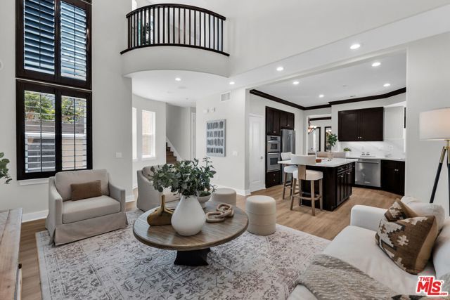 6020 Celedon 4, Los Angeles, CA 90094