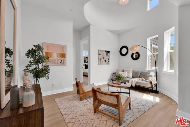 6020 Celedon 4, Los Angeles, CA 90094