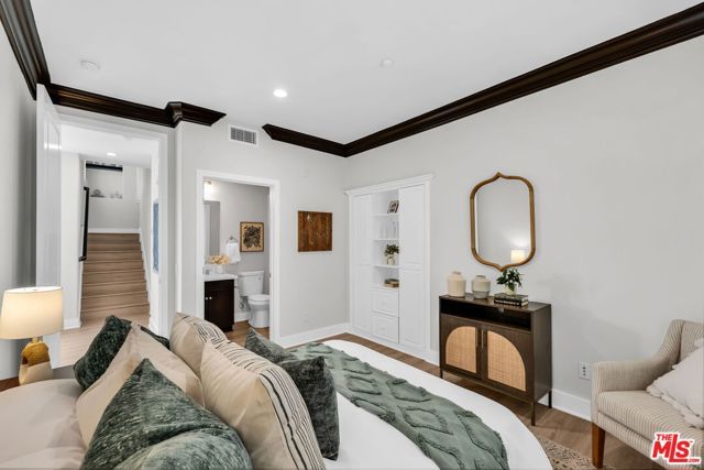 6020 Celedon 4, Los Angeles, CA 90094