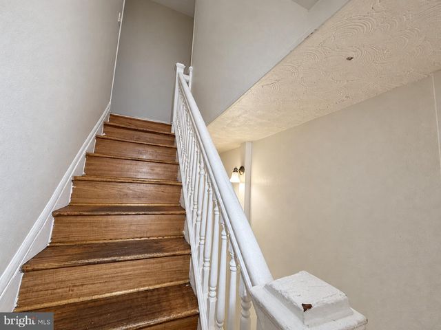1568 MORELAND AVE, Baltimore, MD 21216