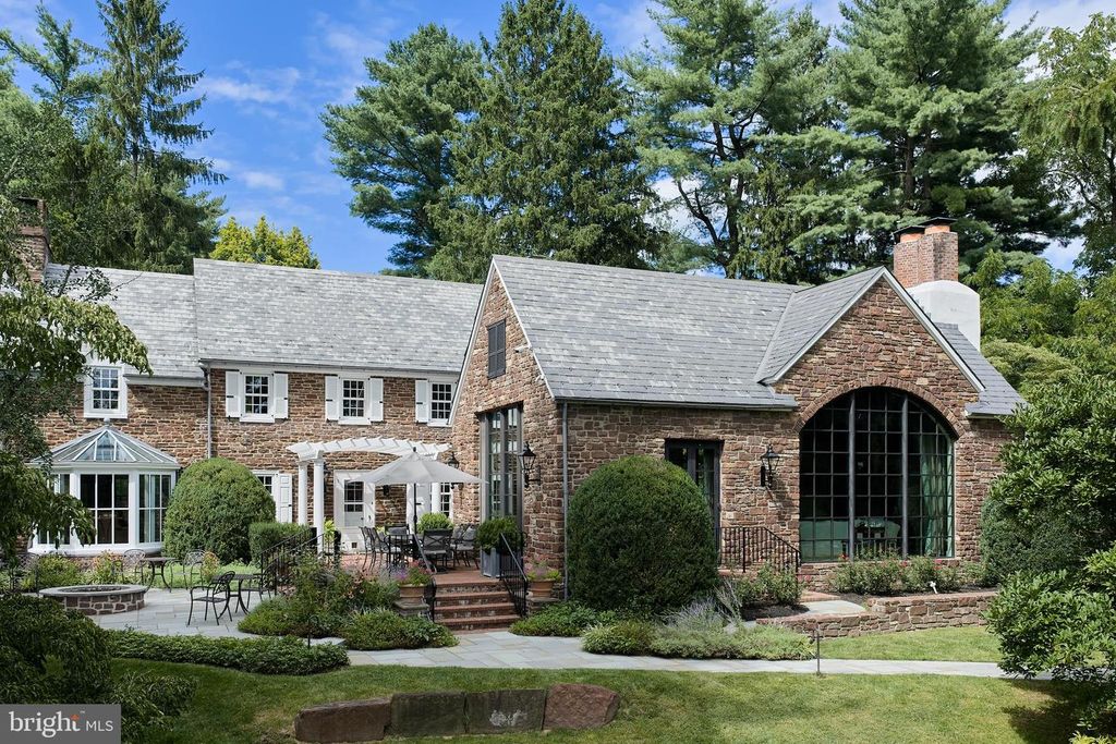 565 KELLERS CHURCH RD, PERKASIE, PA 18944 — exterior