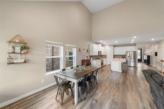 2157 Woodland Pine Drive, Conroe, TX 77384