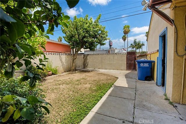 6453 Allston, Los Angeles, CA 90022