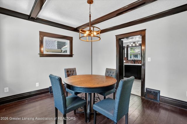 1728 Davis Avenue, Lansing, MI 48910