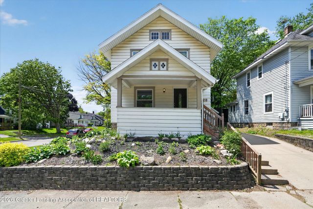 1728 Davis Avenue, Lansing, MI 48910