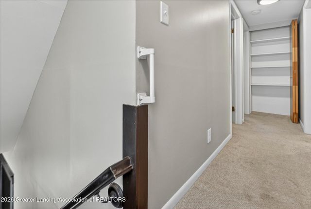 1728 Davis Avenue, Lansing, MI 48910