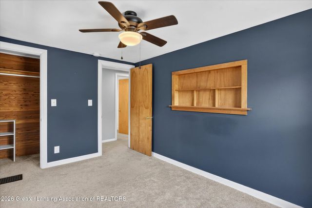 1728 Davis Avenue, Lansing, MI 48910