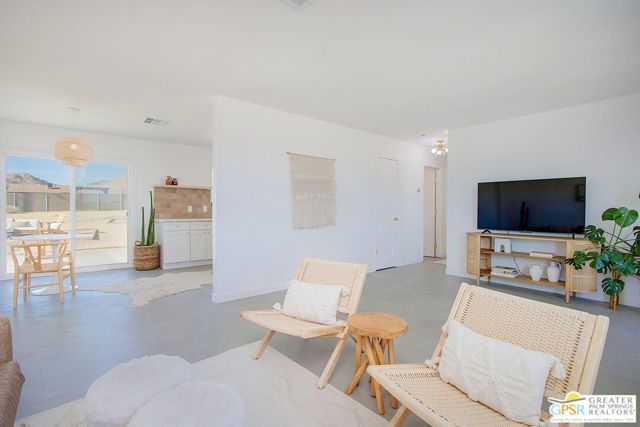 4742 Avenida La Flora Desierta, Joshua Tree, CA 92252