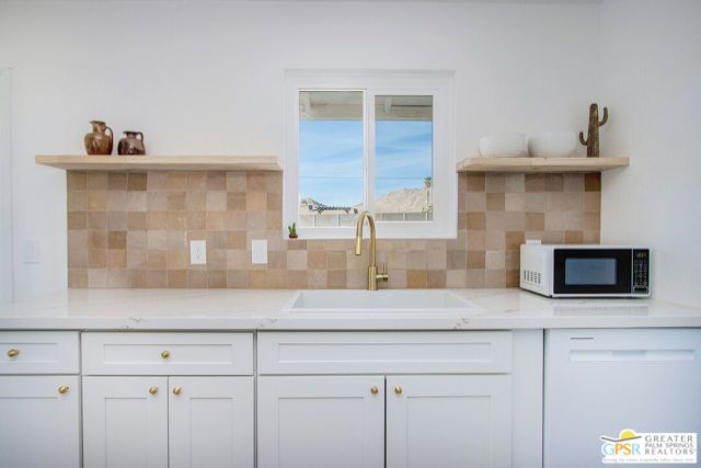 4742 Avenida La Flora Desierta, Joshua Tree, CA 92252