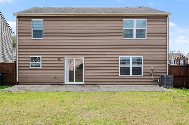 1415 Old Stone Rd, Lebanon, TN 37087