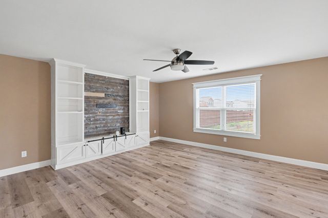 1415 Old Stone Rd, Lebanon, TN 37087