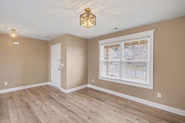 1415 Old Stone Rd, Lebanon, TN 37087