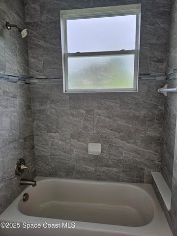 431 Falls Church Street SW, Palm Bay, FL 32908