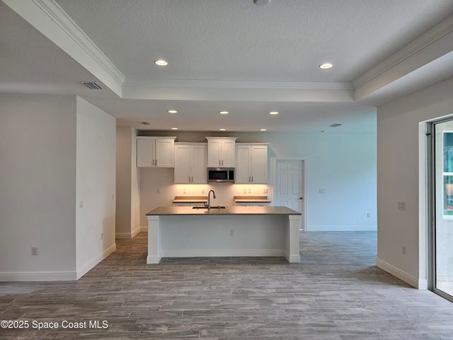 431 Falls Church Street SW, Palm Bay, FL 32908