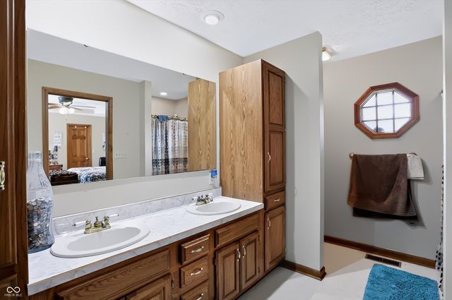 8044 S County Road 0, Clayton, IN 46118