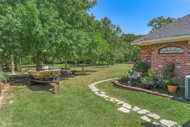 3746 Mallard Bay Circle, Shreveport, LA 71107