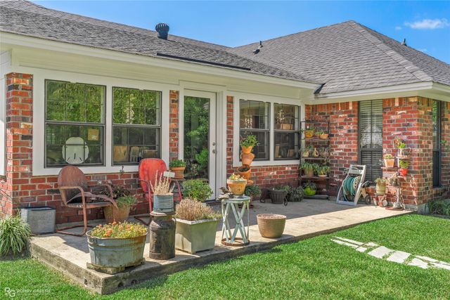 3746 Mallard Bay Circle, Shreveport, LA 71107