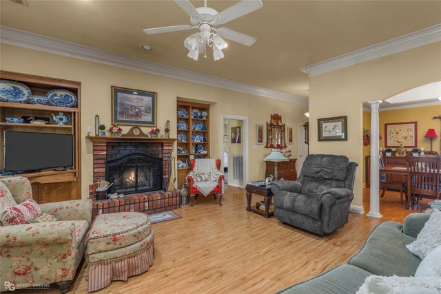 3746 Mallard Bay Circle, Shreveport, LA 71107