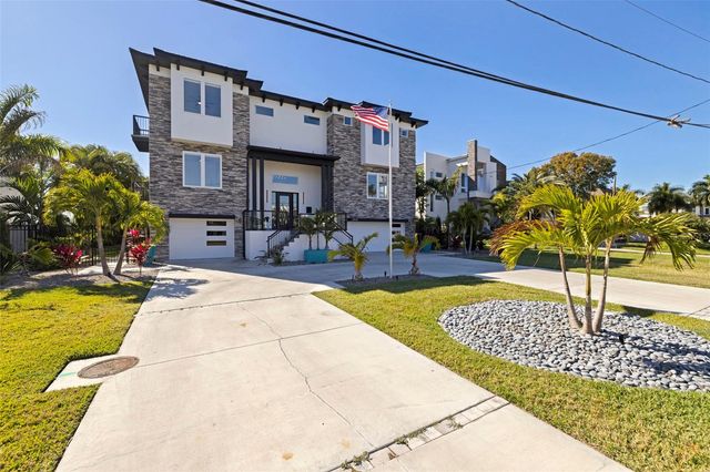 3830 SHORE ACRES BOULEVARD NE, St Petersburg, FL 33703