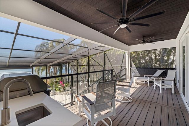 3830 SHORE ACRES BOULEVARD NE, St Petersburg, FL 33703