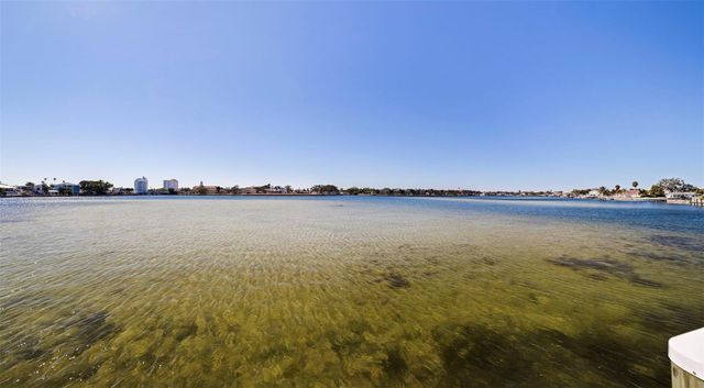 3830 SHORE ACRES BOULEVARD NE, St Petersburg, FL 33703