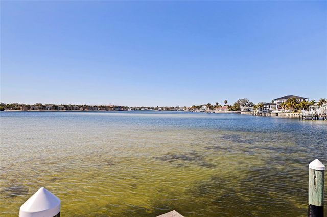 3830 SHORE ACRES BOULEVARD NE, St Petersburg, FL 33703