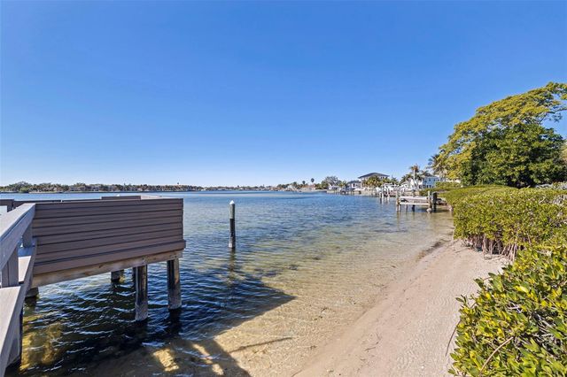 3830 SHORE ACRES BOULEVARD NE, St Petersburg, FL 33703